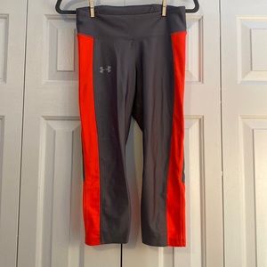 Underarmour 3/4 length Women’s leggings size medium